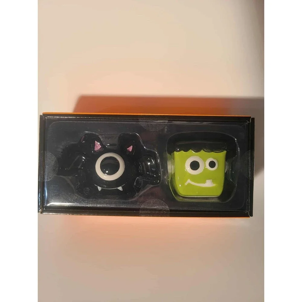 Salt & Pepper SNP Frankenstein And Vampire Bat Halloween Horror NIB NEW